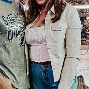 Nashville’s Kittenish L Crop Top